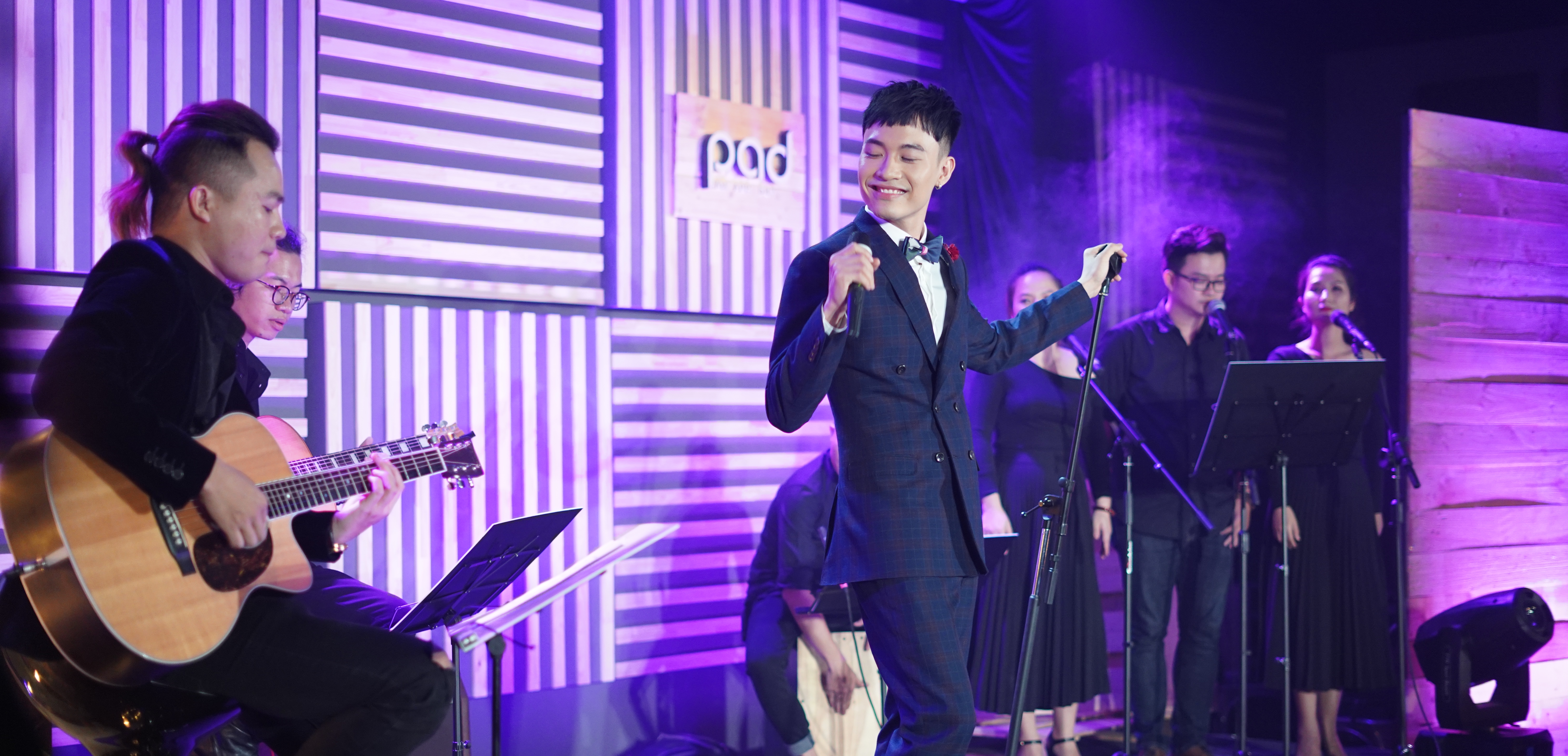 Star Live 1 - "Divas - Nữ thần"